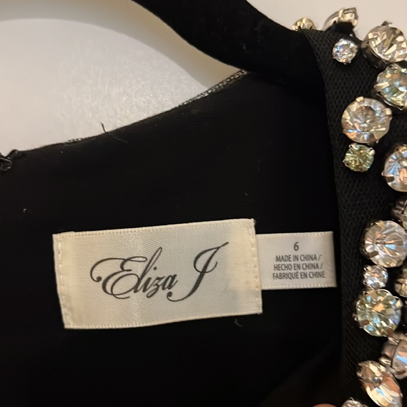 Eliza J jewelled cropped top - Picture 3 of 4